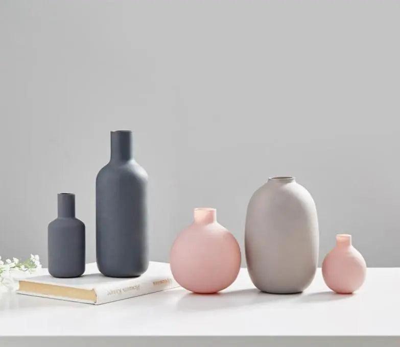 Moderne Keramikvasen-Kollektion | Mehrfarbige Stilvolle Minimalistische Wohnungsdekoration - - Moderne Keramikvasen-Kollektion | Mehrfarbige Stilvolle Minimalistische Wohnungsdekoration - € - Concept Frankfurt