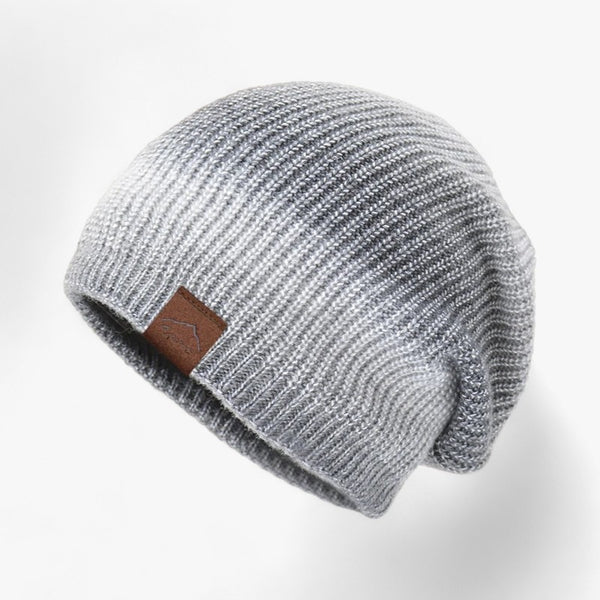 Bunte Plüschstrickmütze - Gemütlich und Modisch - Farbverlauf schwarz grau 56-60cm - Bunte Plüschstrickmütze - Gemütlich und Modisch - €25 - Concept Frankfurt