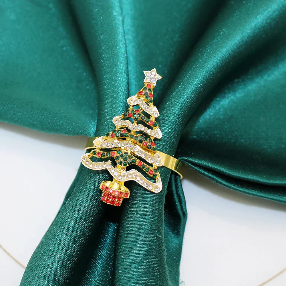 Urlaubs-Eleganz | 6 Weihnachtsserviettenringe mit Tannenzapfen - Perfekt - - Urlaubs-Eleganz | 6 Weihnachtsserviettenringe mit Tannenzapfen - Perfekt- €25 - Concept Düsseldorf