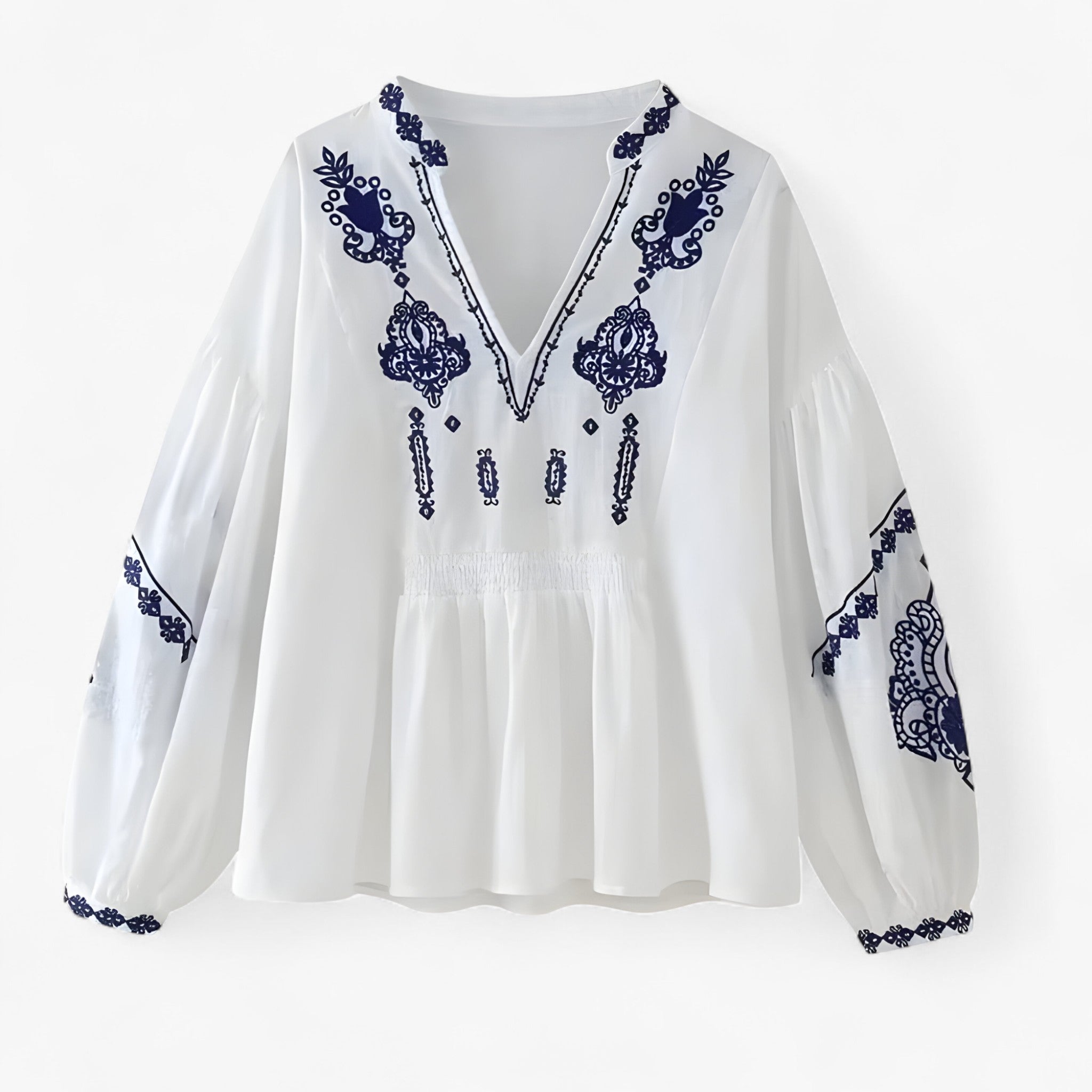 Alma | Boho-Bluse mit marineblauem Stickereimuster, lockere Passform
