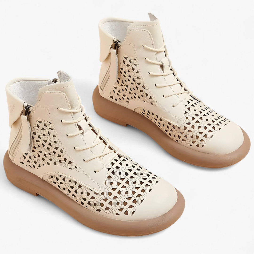 Clara | Durchbrochene Stiefeletten aus echtem Leder mit Stil