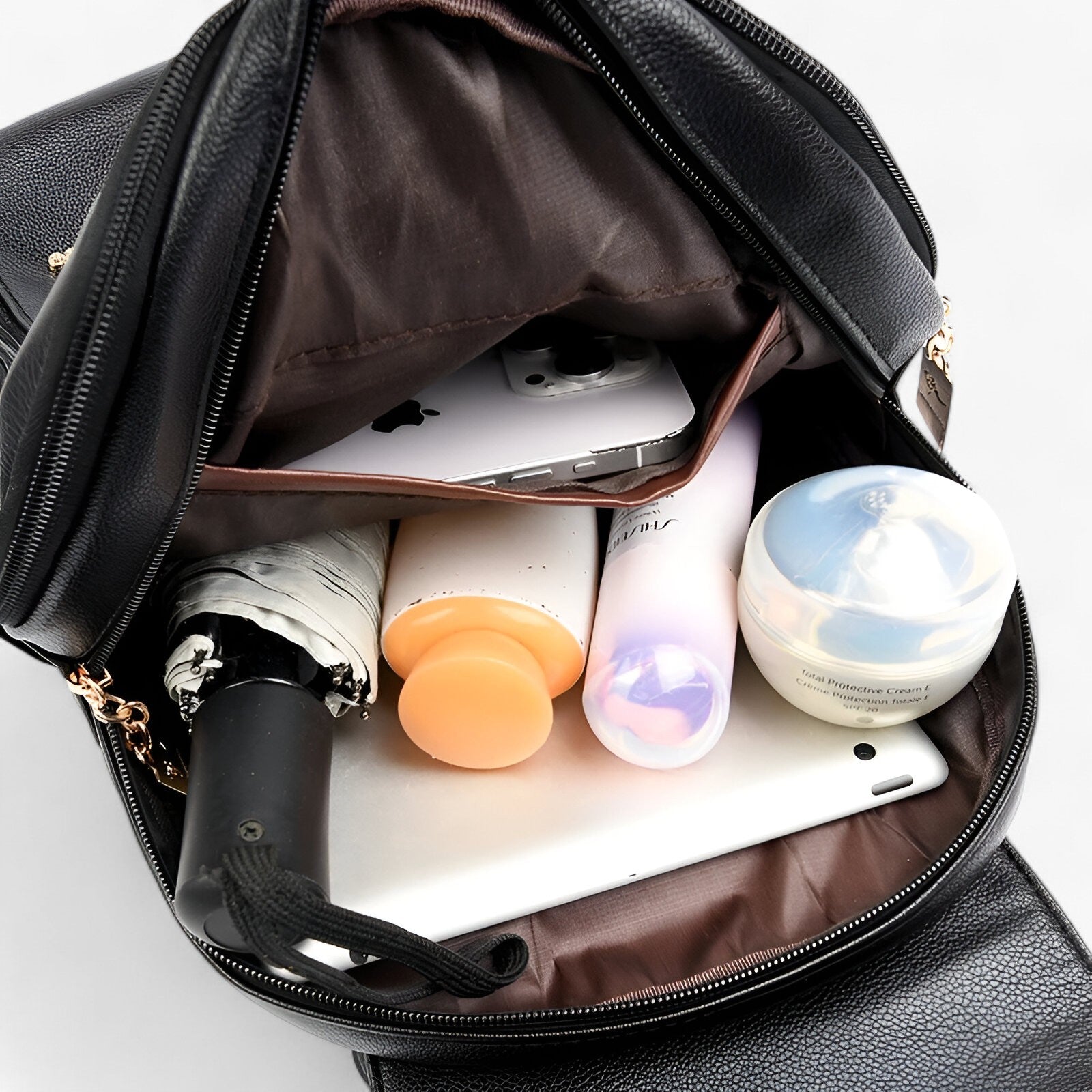 Eleganter Damen Leder Rucksack – Perfekt für Alltag & Reisen - - Eleganter Damen Leder Rucksack – Perfekt für Alltag & Reisen - €25 - Concept Neurenberg