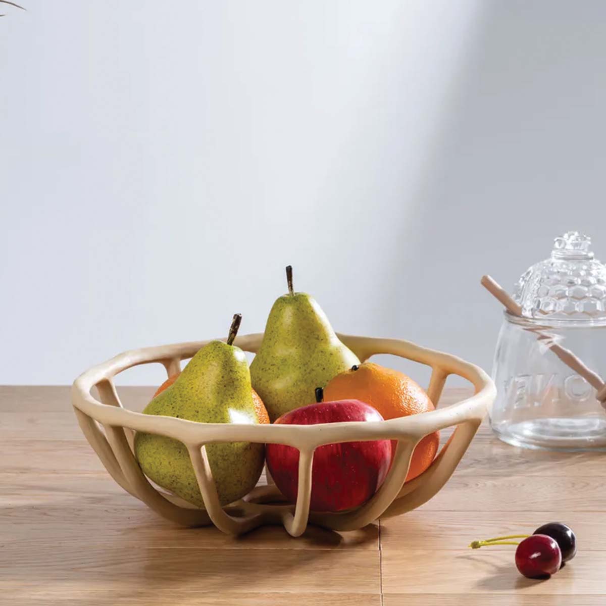 Resin Obstschale | Skulpturiertes Tablett - Stilvoll & Funktional - - Resin Obstschale | Skulpturiertes Tablett - Stilvoll & Funktional - € - Concept Frankfurt