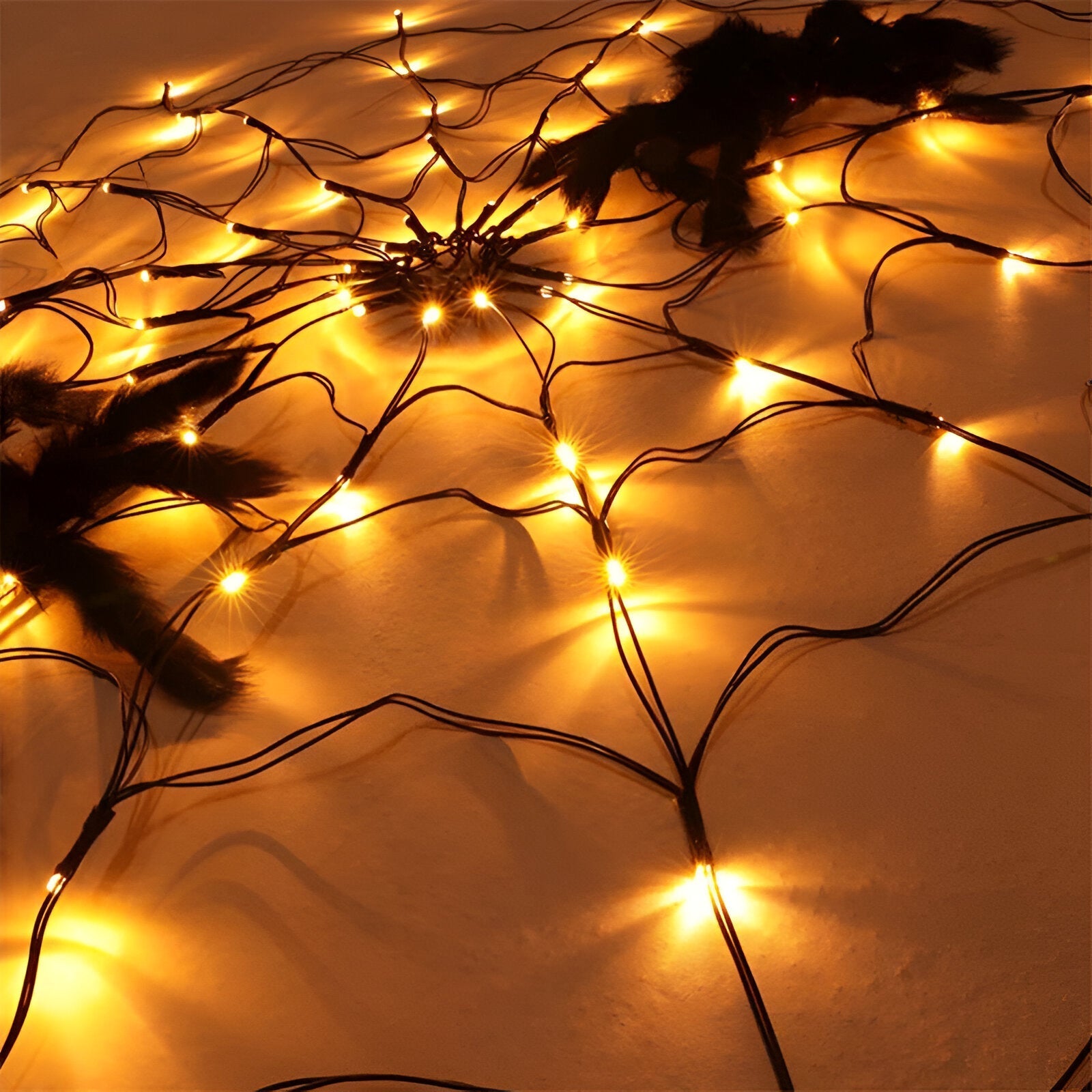 Gruselige Lichtlein - Auffällige Halloween-Dekoration - - Spindel | Gruselige Lichtlein - Auffällige Halloween-Dekoration - €25 - Concept Düsseldorf