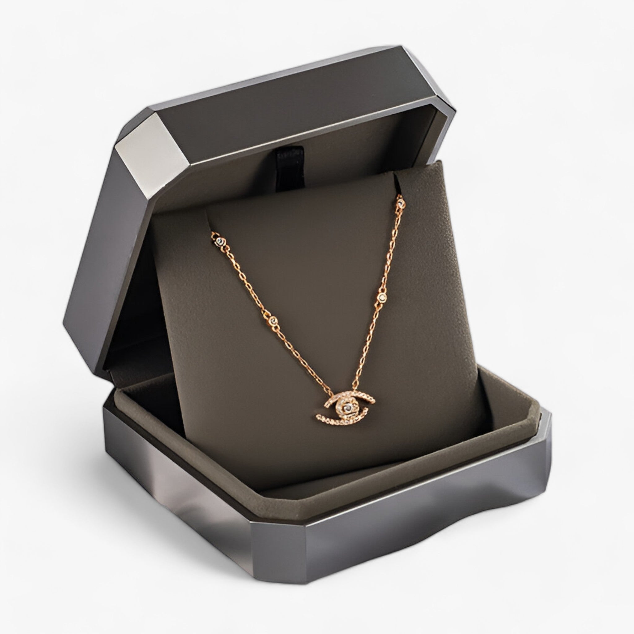 Luxus-Halskette - Stilvolles Magisches-Auge-Design für jede Gelegenheit - - CELESTE | Luxus-Halskette - Stilvolles Magisches-Auge-Design für jede Gelegenheit - €25 - Concept Frankfurt