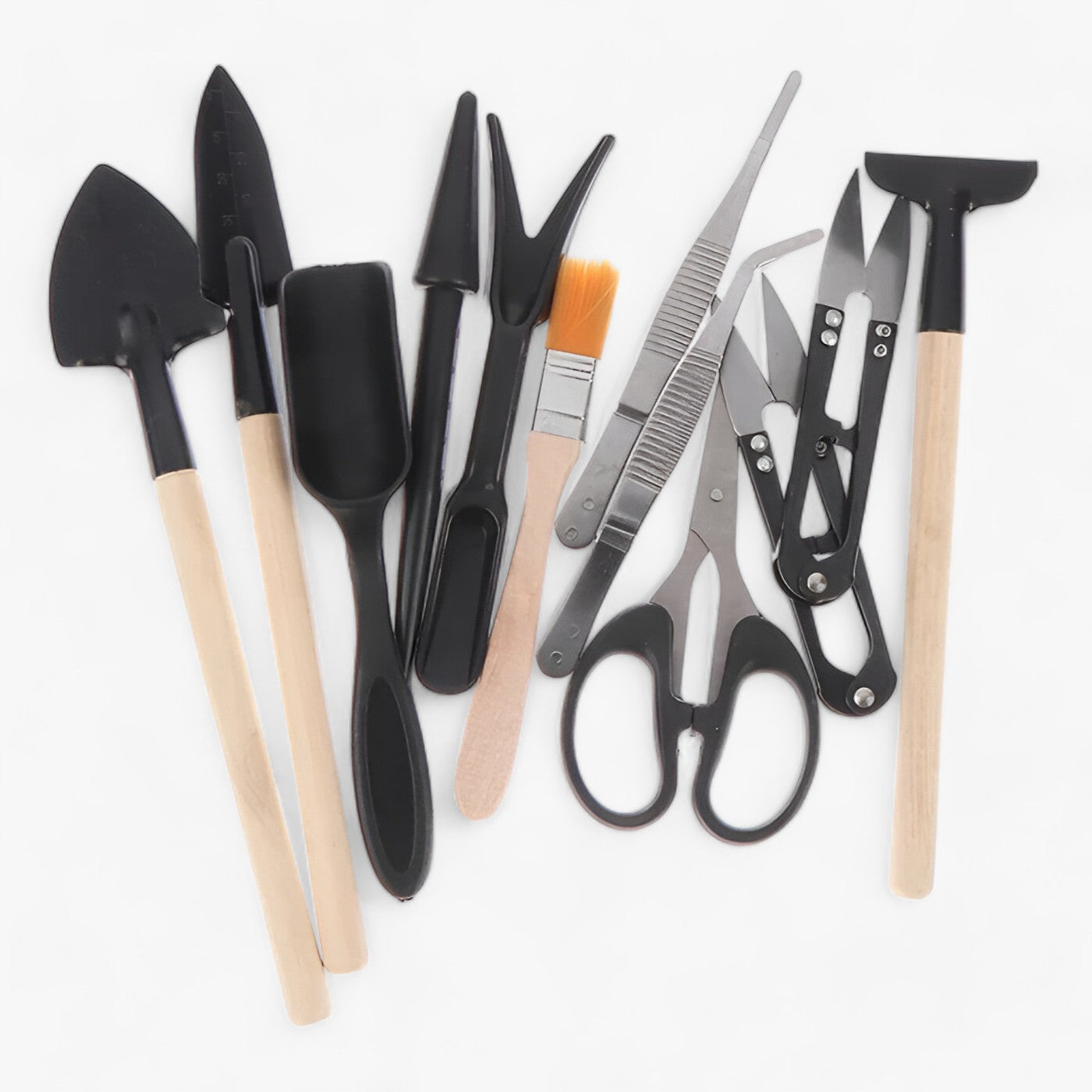Sukki | Gartenwerkzeug-Set - Mühelose Pflanzenpflege - - Sukki | Gartenwerkzeug-Set - Mühelose Pflanzenpflege- €25 - Concept Frankfurt