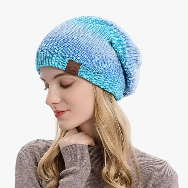Bunte Plüschstrickmütze - Gemütlich und Modisch - - Bunte Plüschstrickmütze - Gemütlich und Modisch - €25 - Concept Frankfurt