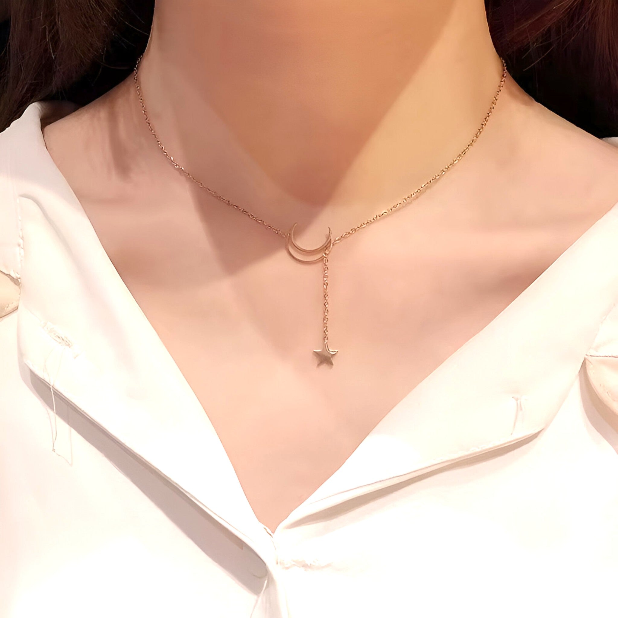Moon Star Choker – Schlicht, aber schick - - Moon Star Choker – Schlicht, aber schick - €25 - Concept Frankfurt