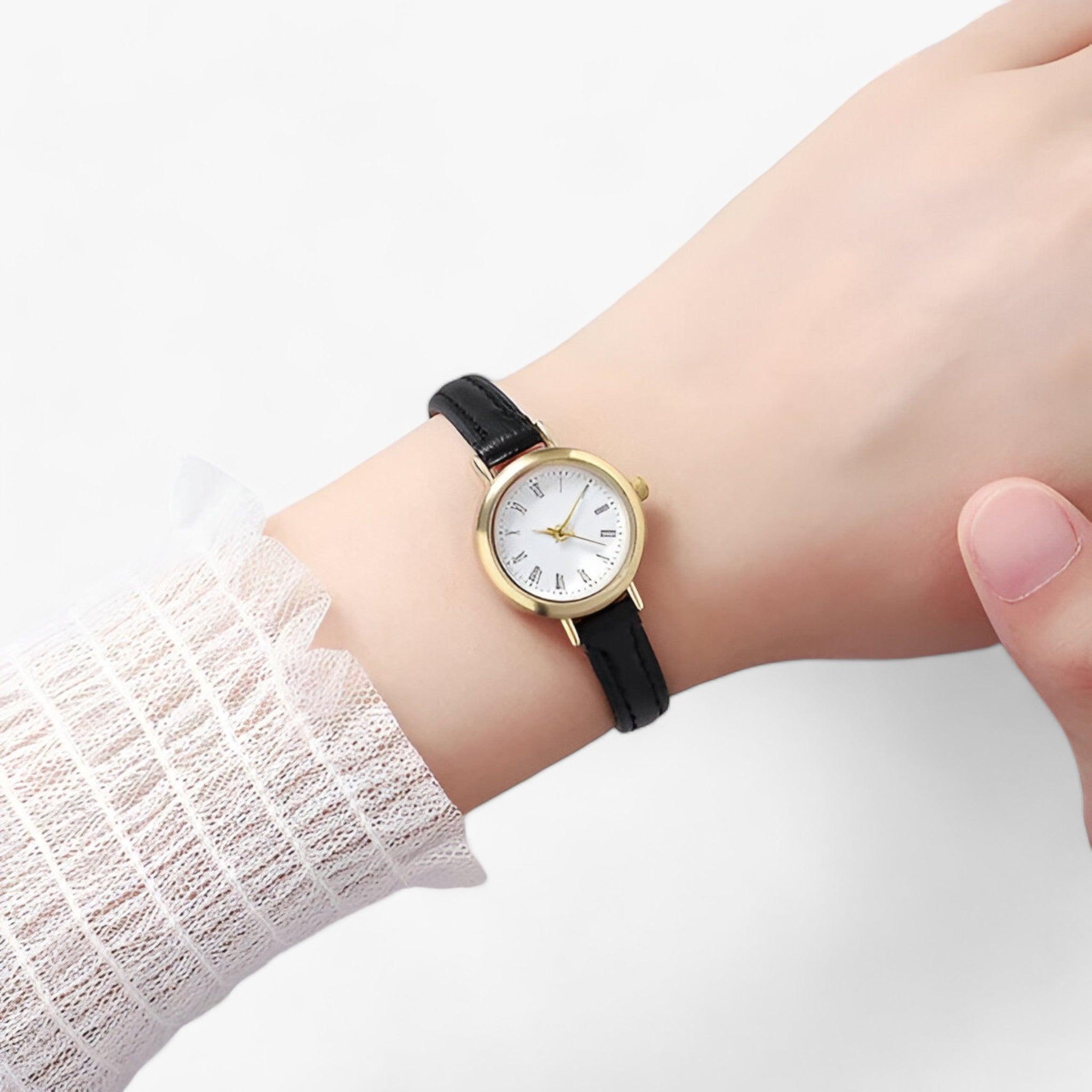 LUNA | Kleine runde Uhr - Schlichter Minimalismus für den Alltagsstil