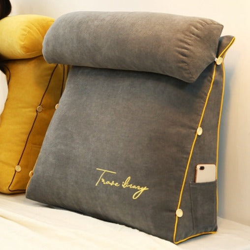 SleepingPillow - Dreieckiges Lesekissen Rückenlehne - - SleepingPillow - Dreieckiges Lesekissen Rückenlehne - €25 - Concept Neurenberg