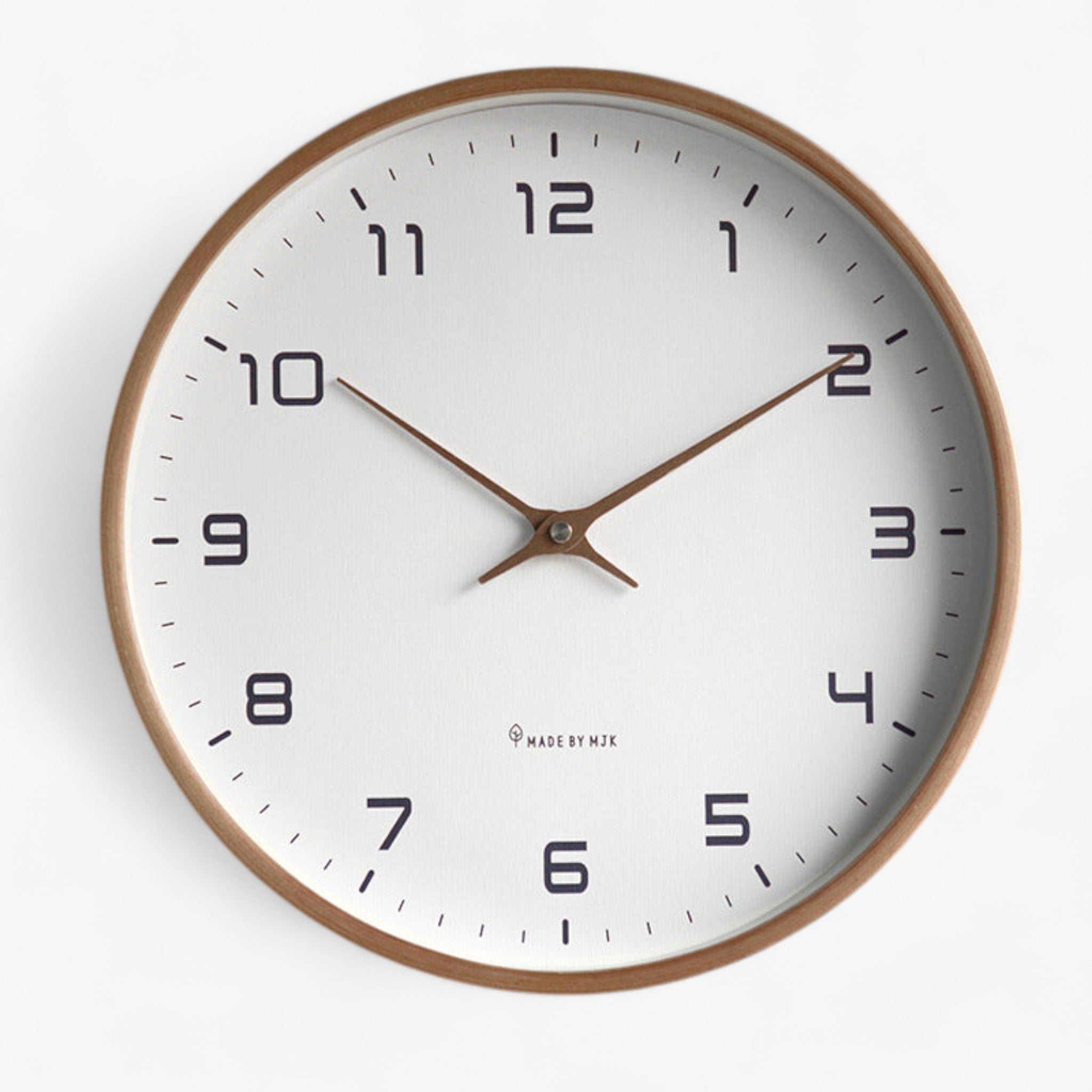 Frank | Minimalistische Wanduhr – Zeitloses Design für jeden Raum