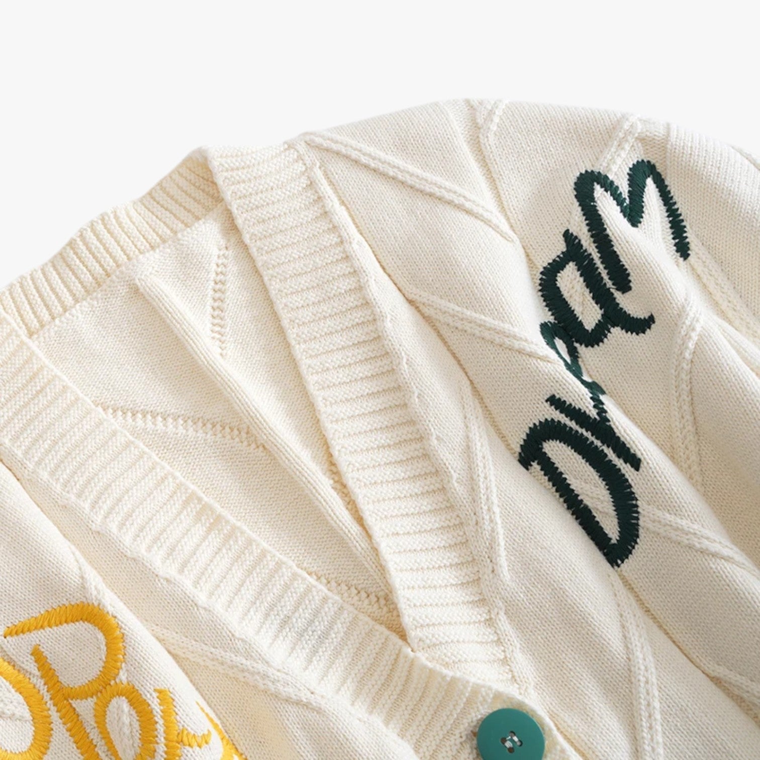 Sophie | Lässige Eleganz Damen Strickjacke aus reiner Baumwolle mit appliziertem Knopf