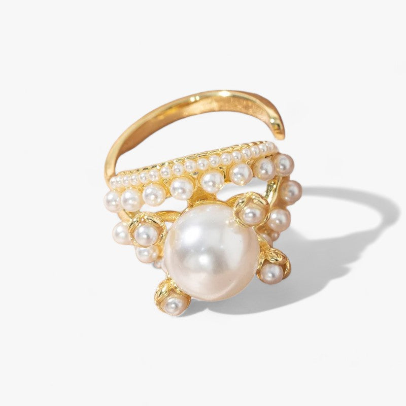 Barock Vintage | Goldene Perlenringe - Klassische Eleganz - Goldene Farbe - Barock Vintage | Goldene Perlenringe - Klassische Eleganz - €25 - Concept Frankfurt