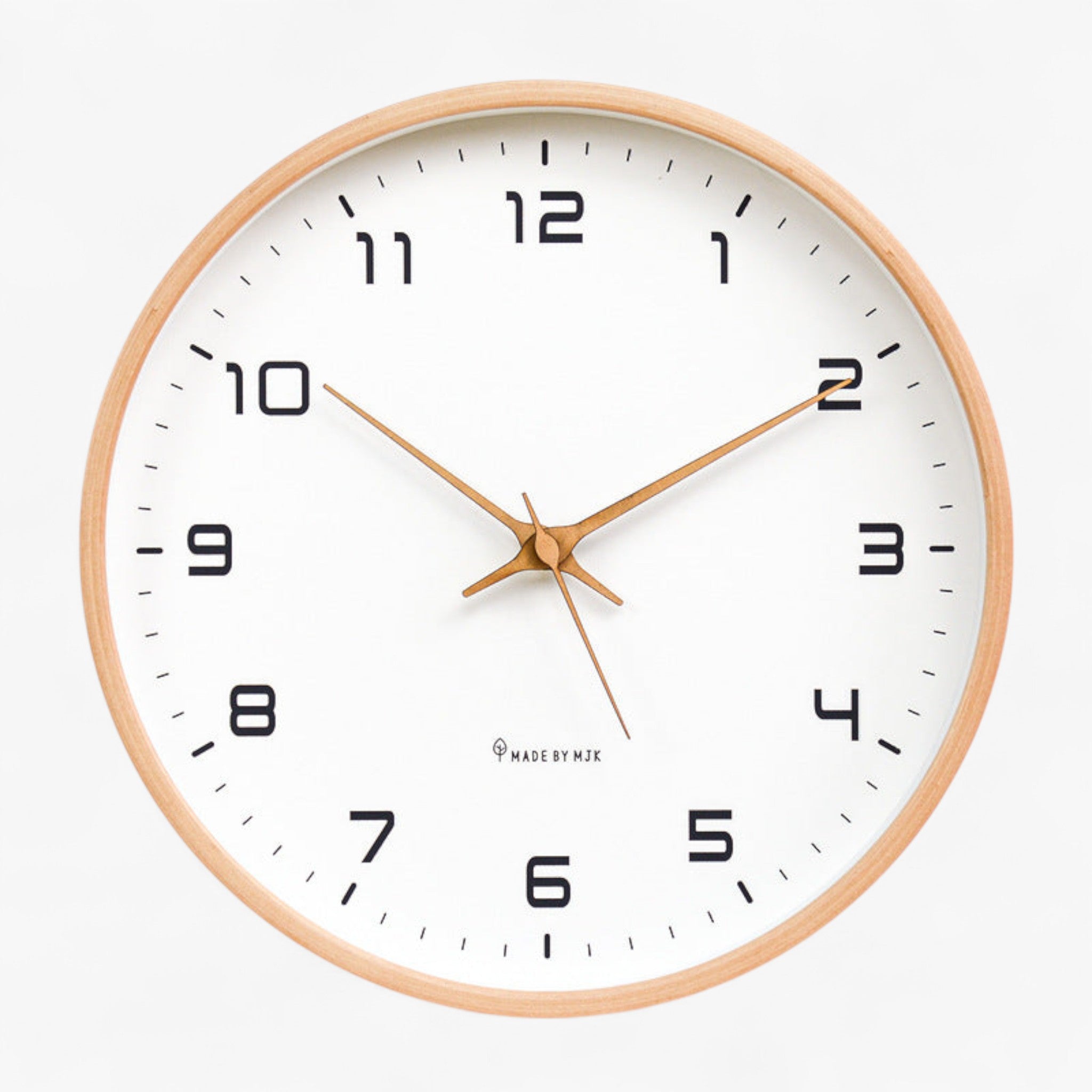 Frank | Minimalistische Wanduhr – Zeitloses Design für jeden Raum