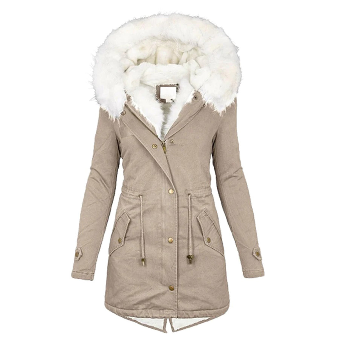 Winterjacke - Eleganz und Wärme vereint - Khaki - Charlotte | Winterjacke - Eleganz und Wärme vereint- €25 - Concept Frankfurt