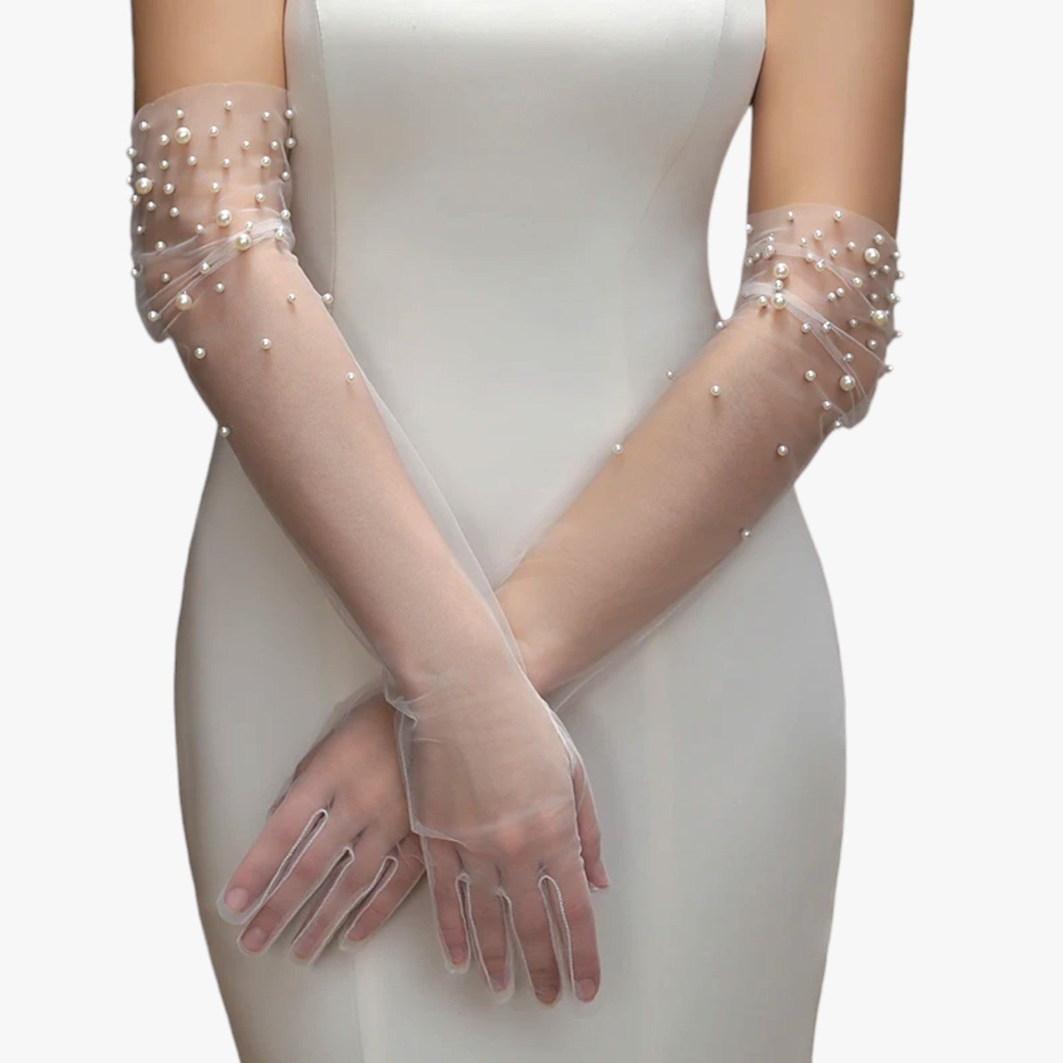 Vivian | Elegante Brauthandschuhe aus Tüll mit zarten Perlen, lang und leicht
