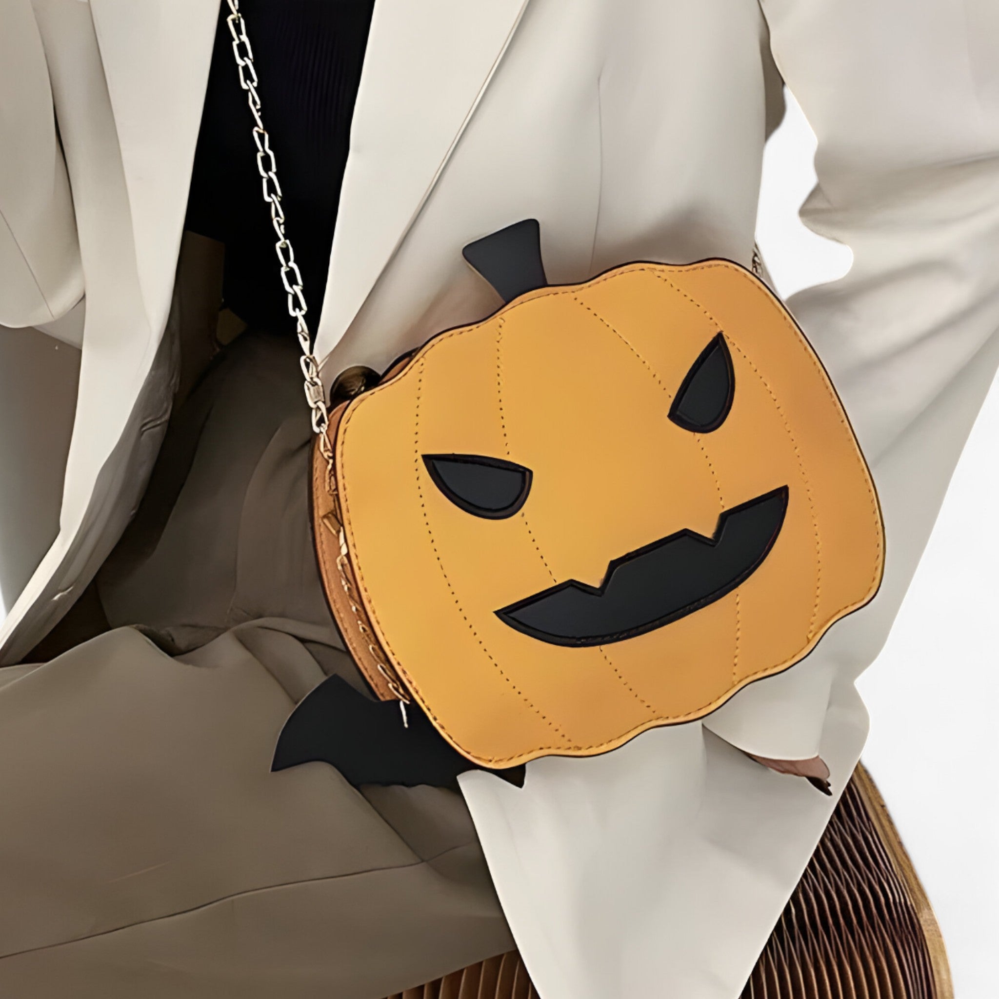 Kürbisförmige Handtasche - Kreative Halloween-Tasche für einen stylischen Look - - Boo | Kürbisförmige Handtasche - Kreative Halloween-Tasche für einen stylischen Look - €25 - Concept Düsseldorf