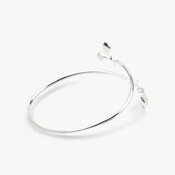 Silberarmband Bangle mit Grünem Blatt - Naturinspirierte Eleganz - - Silberarmband Bangle mit Grünem Blatt - Naturinspirierte Eleganz - €25 - Concept Frankfurt