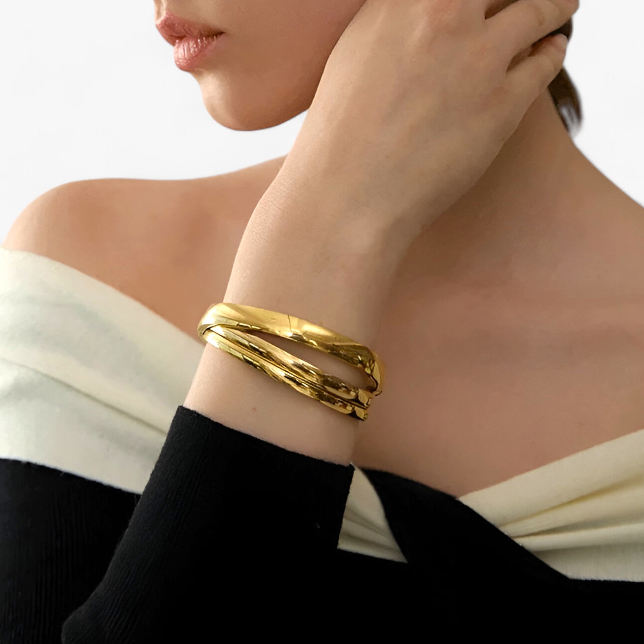 Wasserdichtes Armband – Minimalistischer Anhänger aus 18 Karat Gold - - Wasserdichtes Armband – Minimalistischer Anhänger aus 18 Karat Gold - €25 - Concept Frankfurt